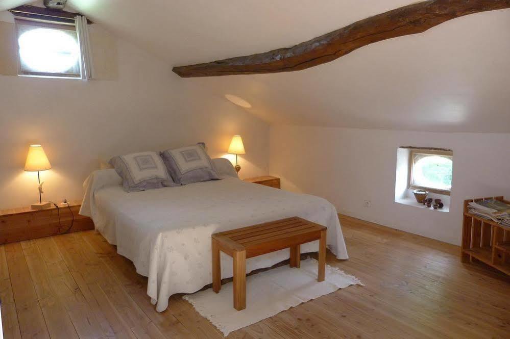 Aux Trois Fontaines Bed & Breakfast Eynesse Luaran gambar